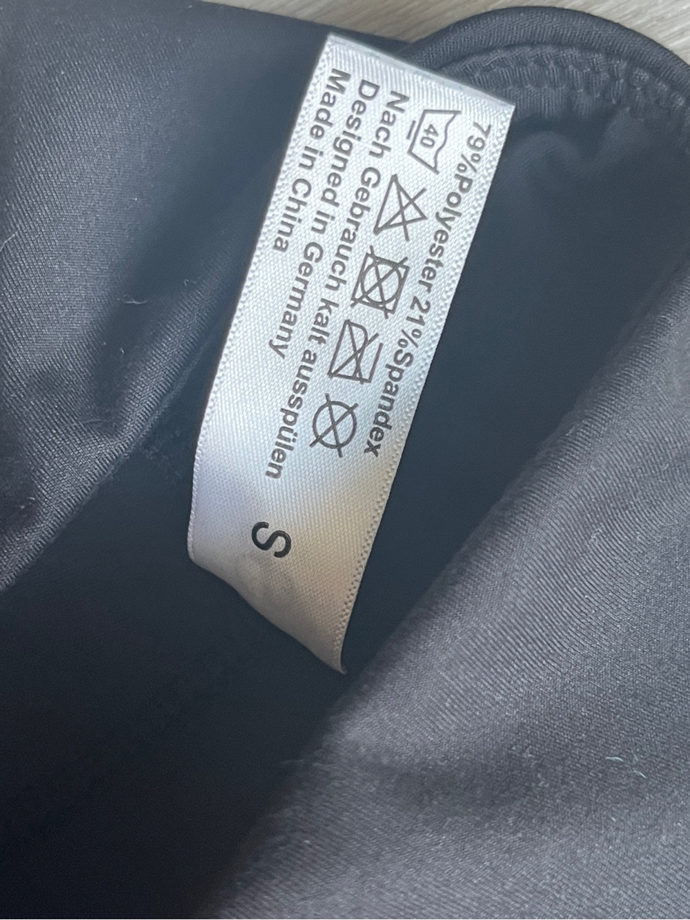 Skinnify Black Leggings size small - Picture 3 of 8
